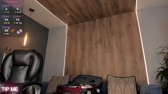 SophieBarnett online show from 27, 10, 2025