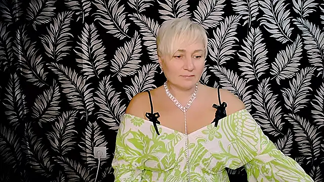 Olivia playful online show from 8, 12, 2024