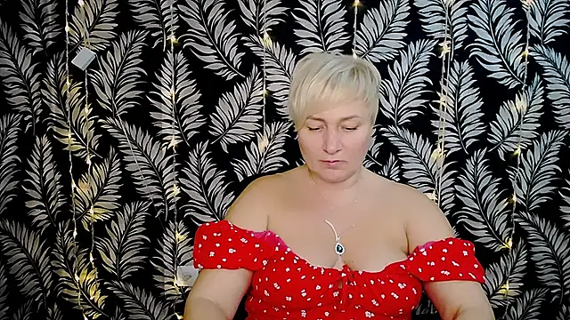 Olivia playful online show from 20, 1, 2025