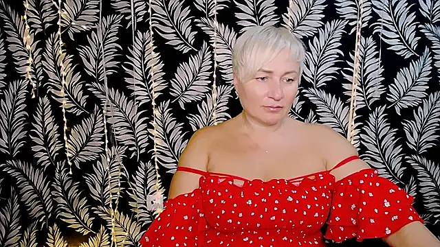 Olivia playful online show from 12, 10, 2025