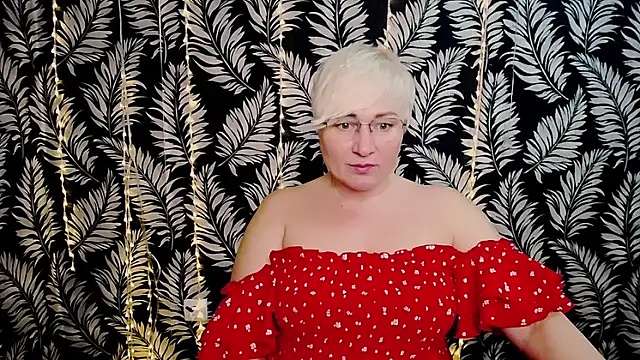 Olivia playful online show from 27, 2, 2026