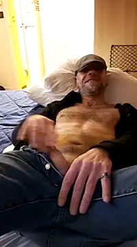 Snapshot of eddouxxx78 chatting on 18, 12, 2024 eddouxxx78 online show from 18, 12, 2024