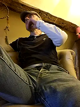 eddouxxx78 online show from 24, 4, 2026