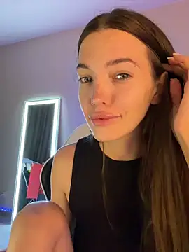 Snapshot of julia_fly chatting on 6, 6, 2026 julia fly online show from 6, 6, 2026