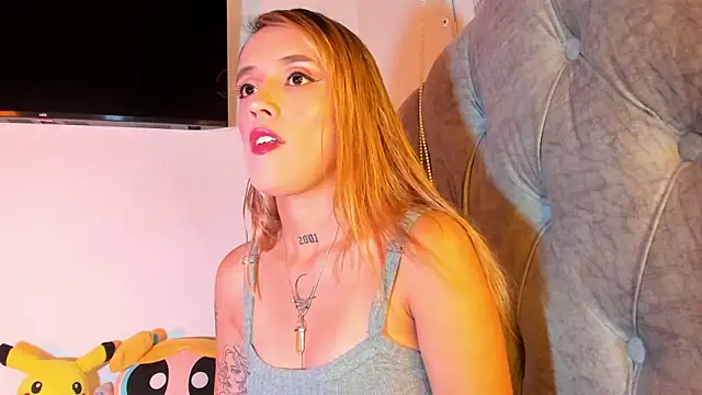 Snapshot of Sabrina_Cole chatting on 22, 11, 2025 Sabrina Cole online show from 22, 11, 2025