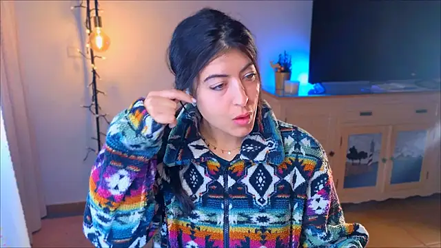 anabelcurvy online show from 10, 12, 2024