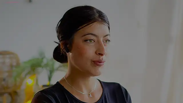 anabelcurvy online show from 23, 4, 2026