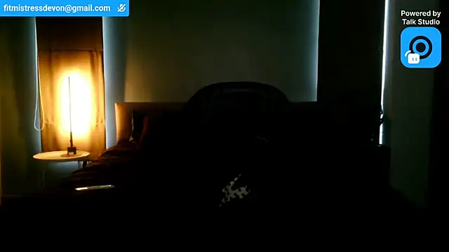 Snapshot of Devon2020 chatting on 4, 6, 2026 Devon2020 online show from 4, 6, 2026