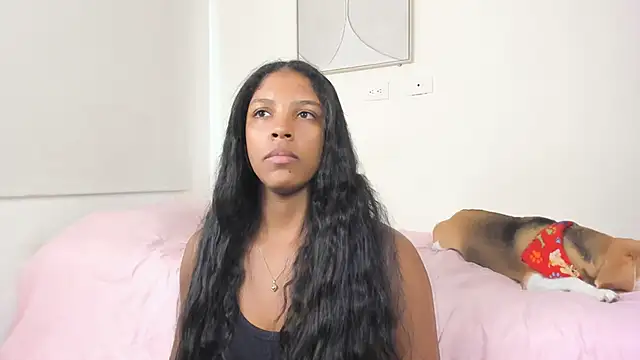 ZOEGARNER01 online show from 8, 6, 2026