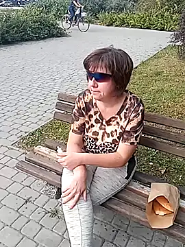 explored romantic online show from 17, 9, 2025