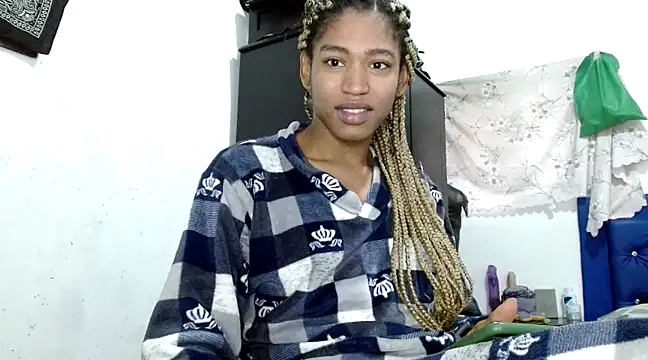 angelamarie1 online show from 27, 1, 2025