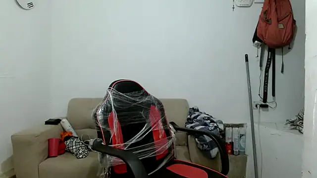 angelamarie1 online show from 18, 11, 2025