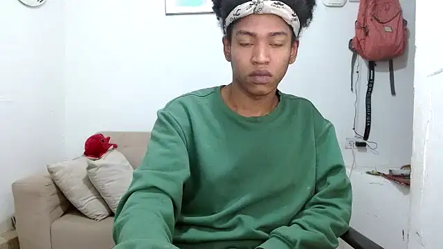 angelamarie1 online show from 17, 2, 2026