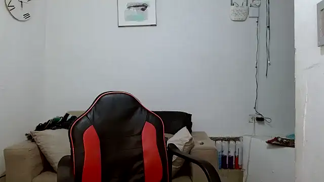 angelamarie1 online show from 18, 3, 2026