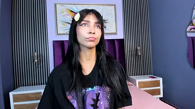 LauraAristizabal online show from 12, 3, 2025