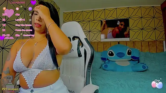 vane lopez  online show from 11, 3, 2026