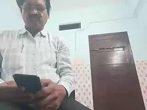 Snapshot of Entire_Creation chatting on 22, 7, 2026 Entire Creation online show from 22, 7, 2026