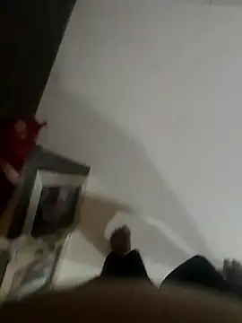 Snapshot of bigbull1 chatting on 4, 1, 2025 bigbull1 online show from 4, 1, 2025