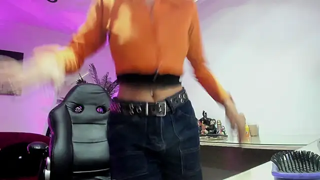 Meghan320 online show from 31, 10, 2025