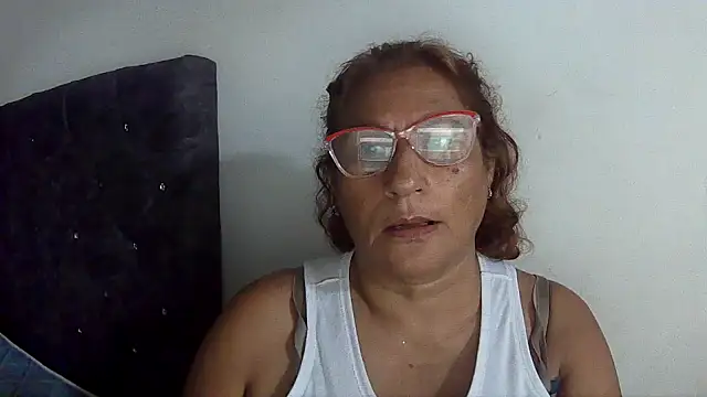 charrysexy1 online show from 6, 1, 2026