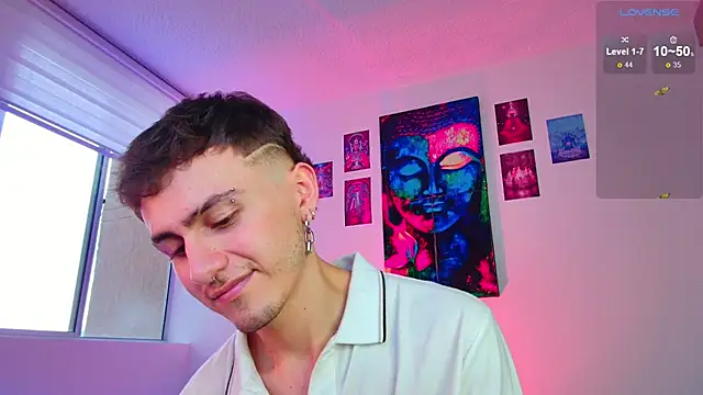 Snapshot of dimitri-bilak chatting on 28, 11, 2025 dimitri-bilak online show from 28, 11, 2025