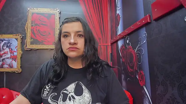 AmaiaDavies online show from 13, 12, 2024