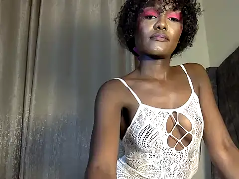 HarlotyQueen online show from 16, 11, 2025