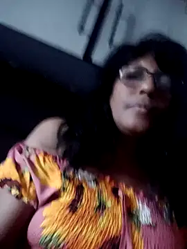 Snapshot of MsAttitude chatting on 25, 12, 2024 MsAttitude online show from 25, 12, 2024