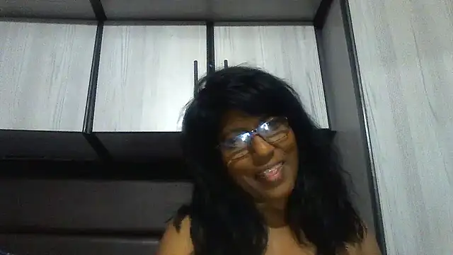 Snapshot of MsAttitude chatting on 25, 12, 2024 MsAttitude online show from 25, 12, 2024