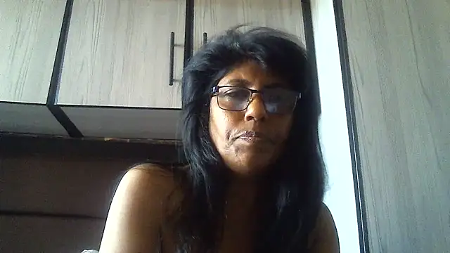 Snapshot of MsAttitude chatting on 30, 1, 2025 MsAttitude online show from 30, 1, 2025