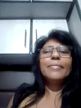 Snapshot of MsAttitude chatting on 11, 3, 2025 MsAttitude online show from 11, 3, 2025
