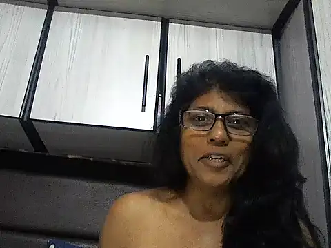 Snapshot of MsAttitude chatting on 26, 9, 2025 MsAttitude online show from 26, 9, 2025