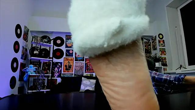 MistyBarnes online show from 16, 12, 2024