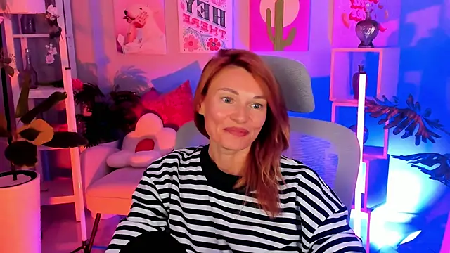 MistyBarnes online show from 12, 10, 2025