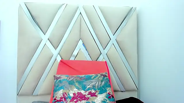 SEJMET LOVE  online show from 9, 2, 2026