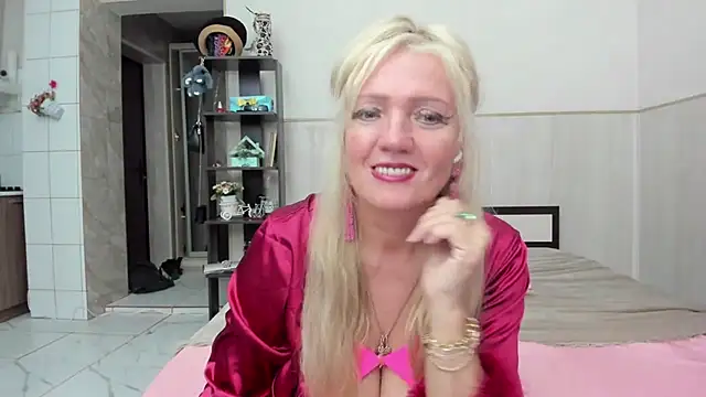 TrueFoxyyy online show from 11, 10, 2025