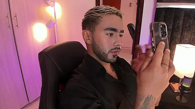 ItsMeEros online show from 12, 10, 2025