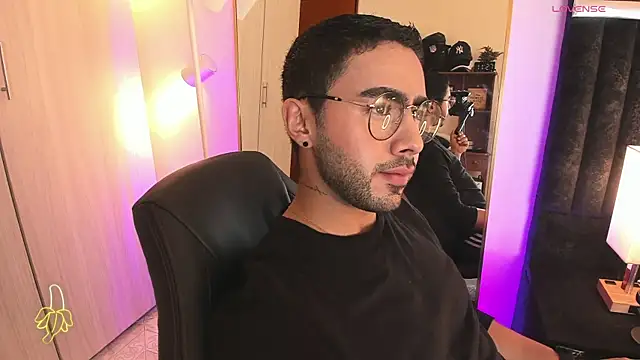 ItsMeEros online show from 4, 12, 2025