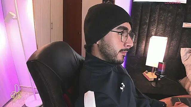 ItsMeEros online show from 13, 4, 2026