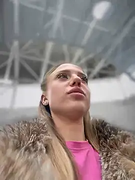 pinkstar  online show from 9, 2, 2025