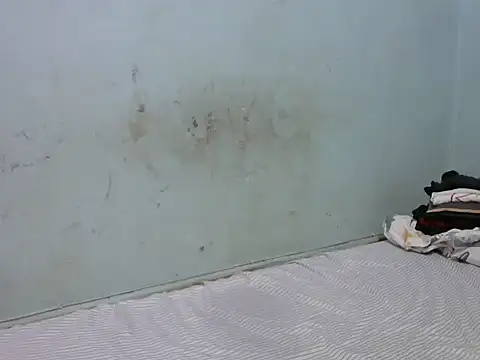 QUEEN-MARIAN online show from 17, 11, 2025