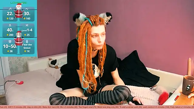 Littlepinkcat online show from 15, 12, 2024