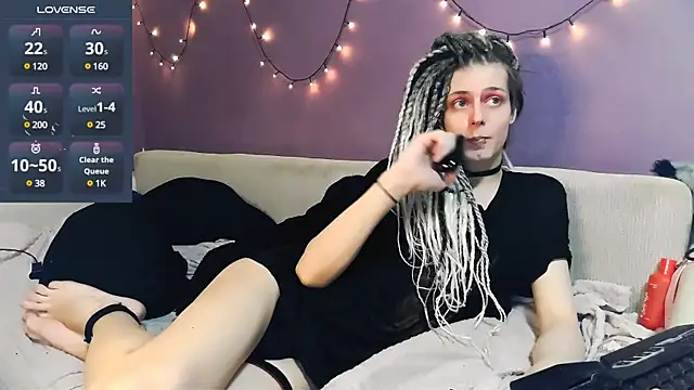 Littlepinkcat online show from 14, 3, 2025