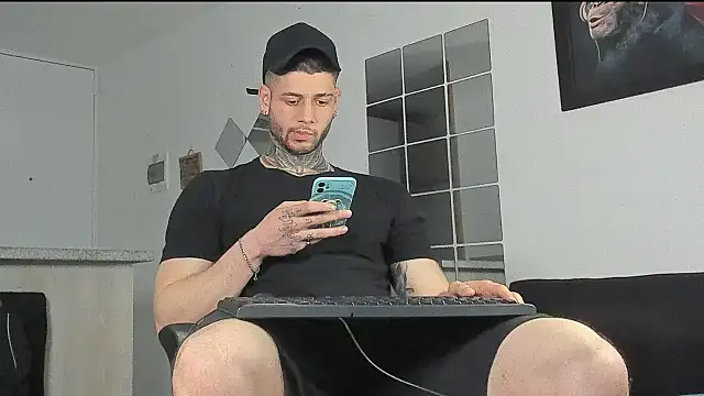  jamesleandros1 online show from 15, 1, 2025