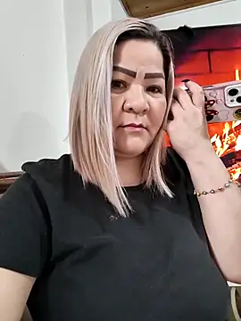 Dalessa Bigtits online show from 12, 3, 2026