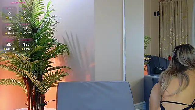 Avril Cyrus online show from 16, 9, 2025