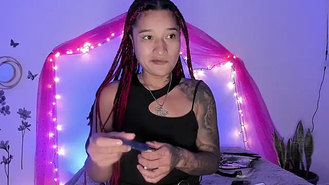 Eva Lee  online show from 28, 1, 2025