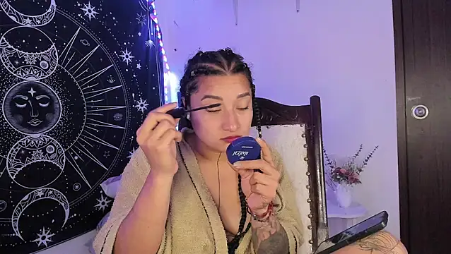 Eva Lee  online show from 5, 2, 2026