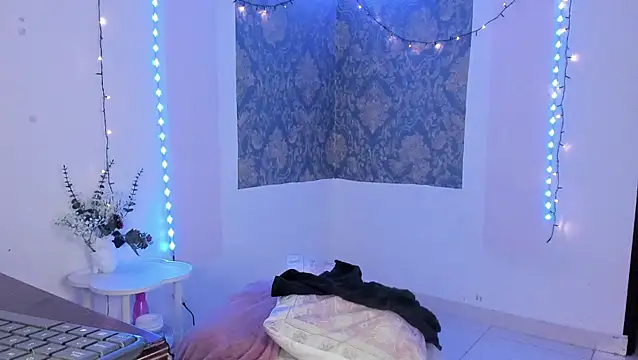 Eva Lee  online show from 29, 3, 2026