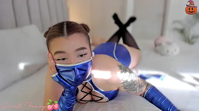 Foxxy222  online show from 25, 10, 2025